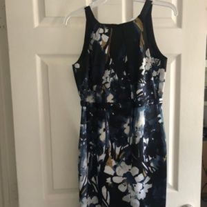 Beautiful Tahari dress. Perfect for any occasion